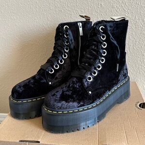 SOLD ✨ US 9 Dr. Martens Vegan Jadon Boot Max Crushed Velvet Platforms